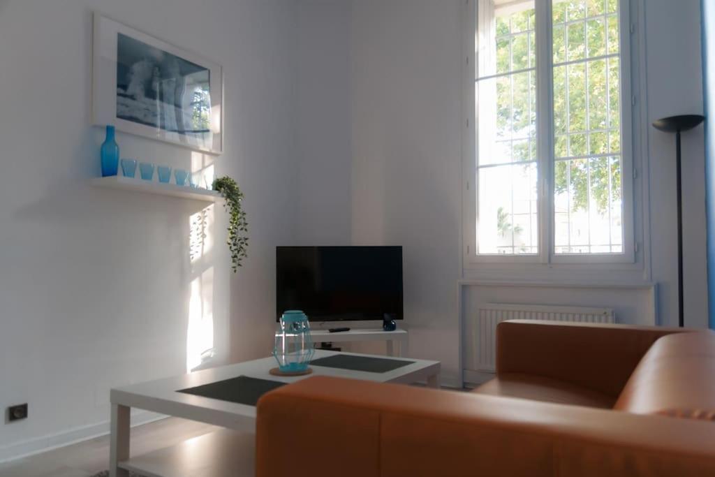 Emile Zola - Grand Appartement Proche Gare Et Polygone - Parking Gratuit- Безьє Екстер'єр фото